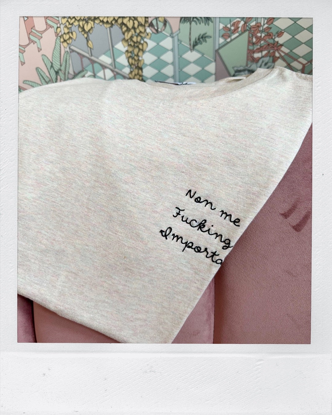 Non me fucking importa - a UNISEX tee