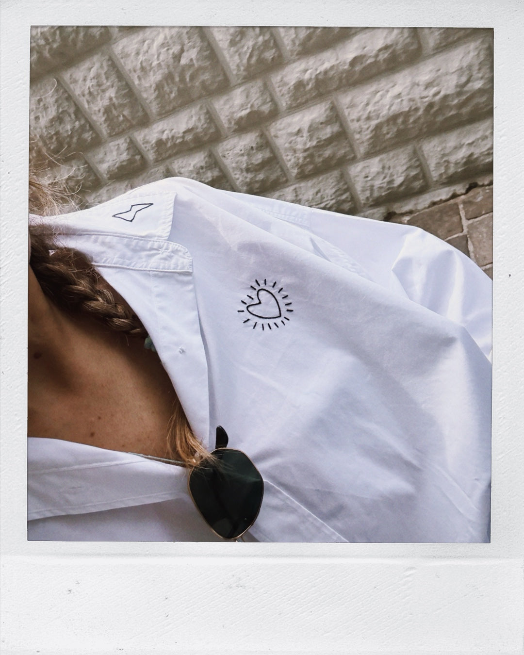 Amour Èlectrique the shirt