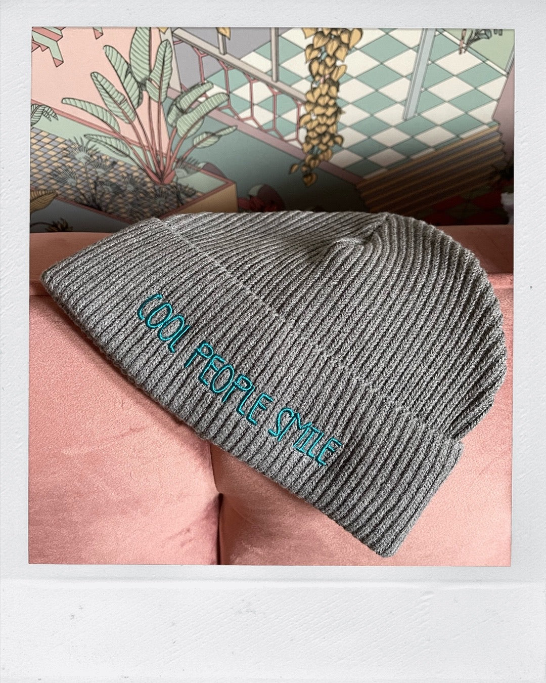 COOL PEOPLE SMILE BEANIE