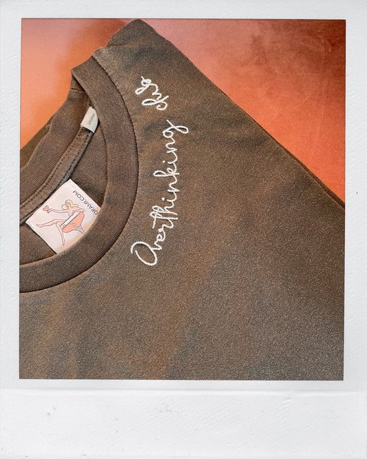 Overthinking club - vintage vibe